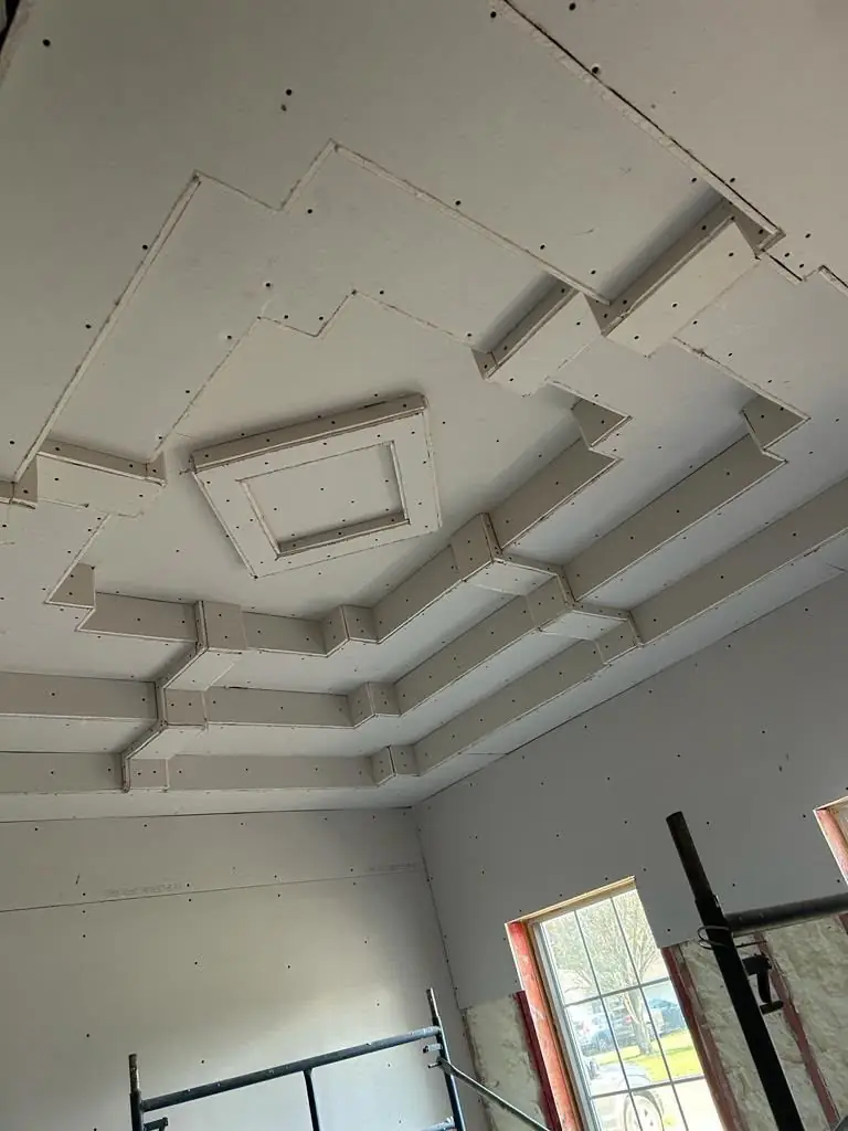 Tray ceiling drywall