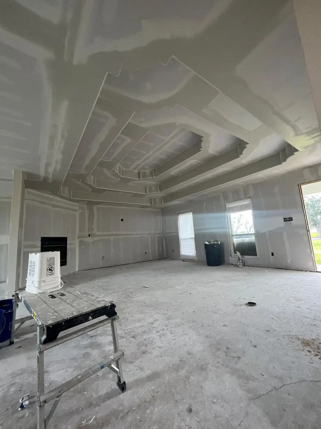 Dome/coffered/tray ceilings, living room drywall